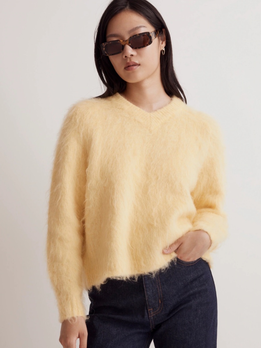 Madewell Brushed V-Neck Sweater in Heather Lemon Yellow Fluffy Soft Fuzzy Sz M